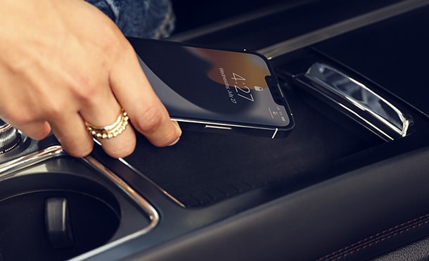 2024 Lincoln Corsair Luxury SUV with Wireless Charging Base for Mobile Devices