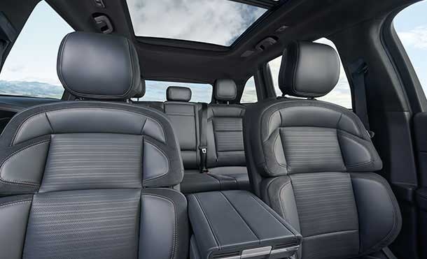2024 Lincoln Nautilus, equipped with Curtain Airbags for the First and Second Row