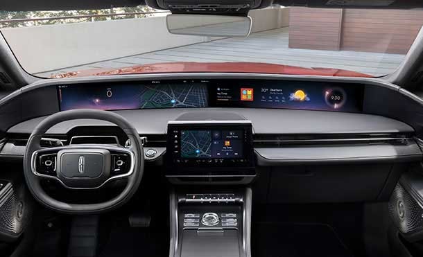 Lincoln Enhance allows Automatic Updates and Upgrades on the 2024 Lincoln Nautilus
